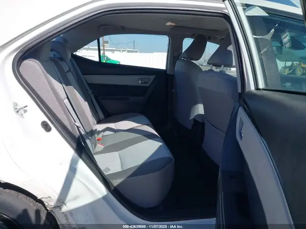 5YFBPRHE5HP698745 2017 TOYOTA COROLLA - Image 8