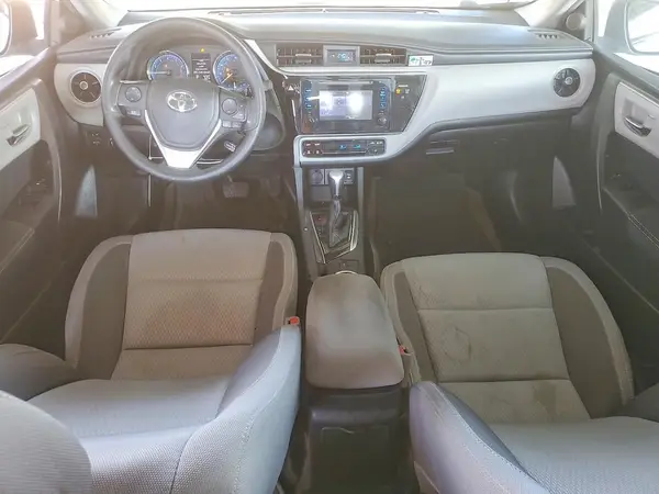 5YFBPRHE5HP703281 2017 TOYOTA COROLLA - Image 8