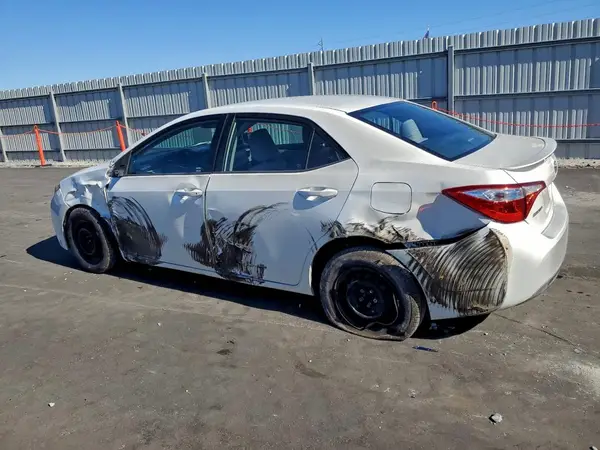 5YFBPRHE6GP389462 2016 TOYOTA COROLLA - Image 2