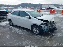 5YFBPRHE6GP390823 2016 TOYOTA COROLLA
