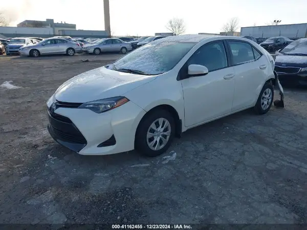 5YFBPRHE6HP702222 2017 TOYOTA COROLLA - Image 2