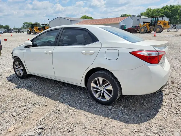 5YFBPRHE7GP439107 2016 TOYOTA COROLLA - Image 2