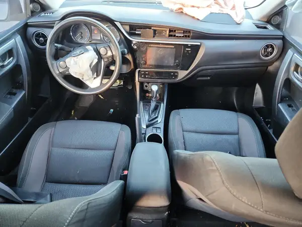 5YFBPRHE7HP682028 2017 TOYOTA COROLLA - Image 8