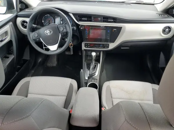 5YFBPRHE8HP642265 2017 TOYOTA COROLLA - Image 8