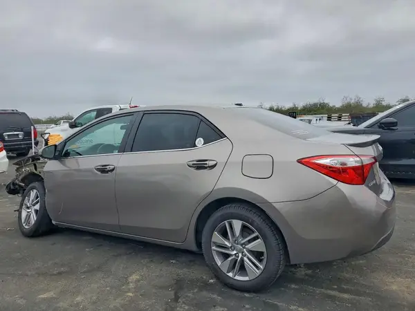 5YFBPRHE9GP410904 2016 TOYOTA COROLLA - Image 2