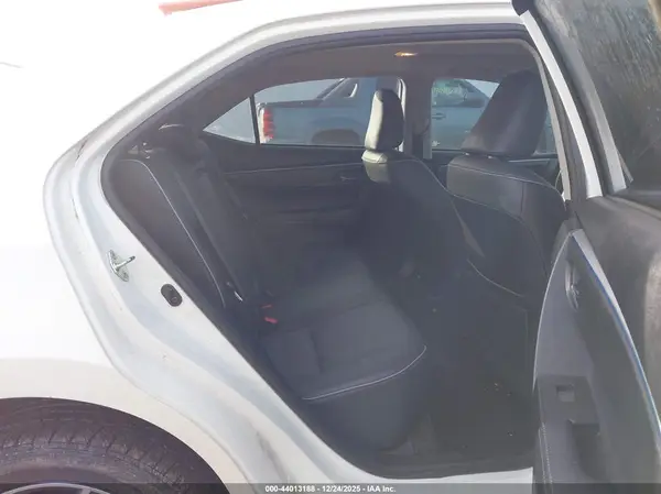 5YFBPRHE9GP492956 2016 TOYOTA COROLLA - Image 8