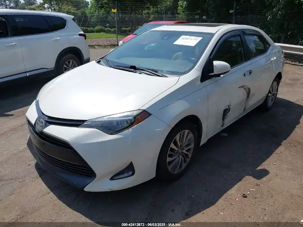 5YFBPRHE9HP705891 2017 TOYOTA COROLLA - Image 2