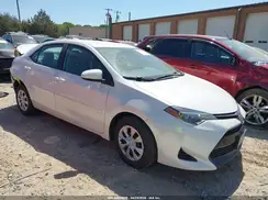 5YFBPRHE9JP820156 2018 TOYOTA COROLLA