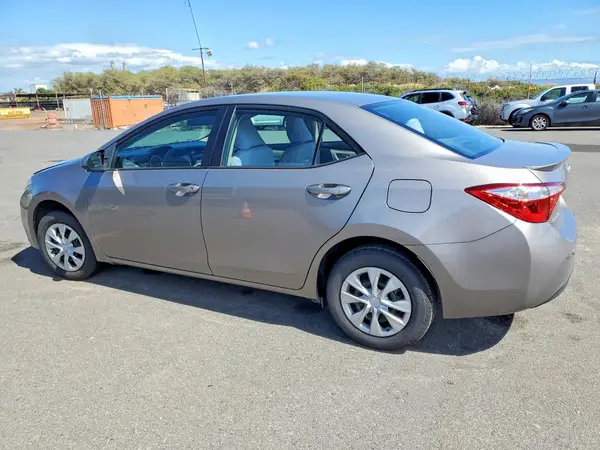 5YFBPRHEXGP442602 2016 TOYOTA COROLLA - Image 2