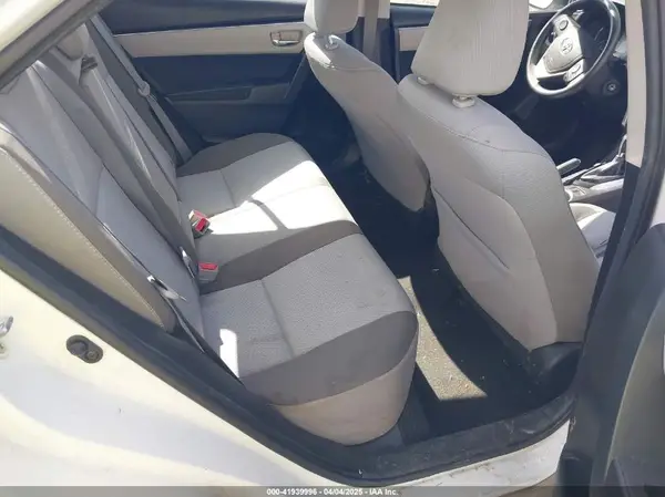 5YFBPRHEXHP675347 2017 TOYOTA COROLLA - Image 8