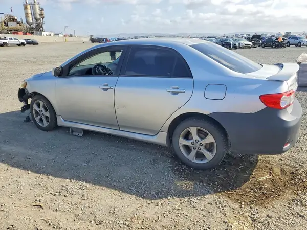 5YFBU4EE9DP103275 2024 TOYOTA COROLLA - Image 2