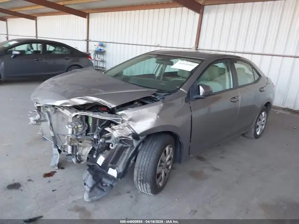 5YFBURHE0GP370947 2016 TOYOTA COROLLA - Image 2