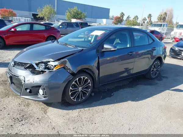5YFBURHE0GP381415 2016 TOYOTA COROLLA - Image 2