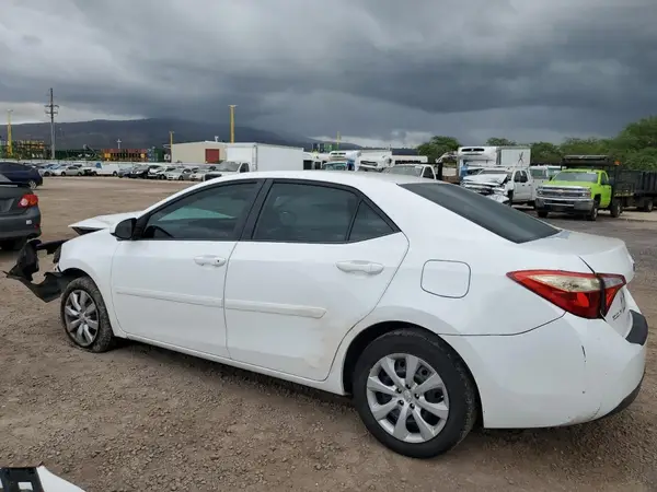 5YFBURHE0GP381494 2016 TOYOTA COROLLA - Image 2