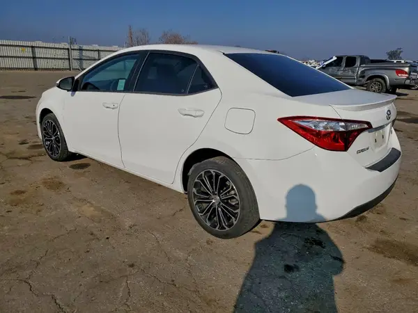 5YFBURHE0GP387702 2016 TOYOTA COROLLA - Image 2