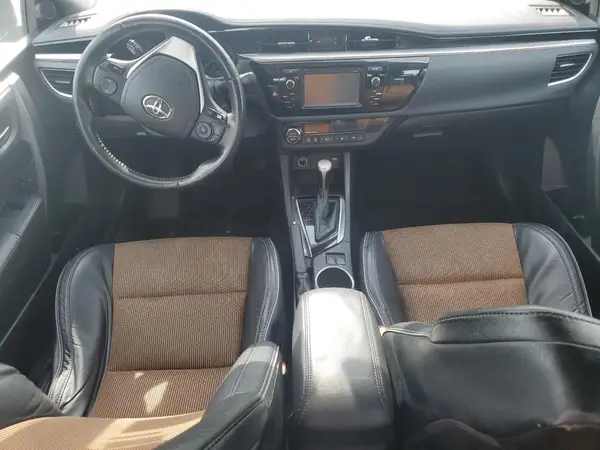 5YFBURHE0GP390017 2016 TOYOTA COROLLA - Image 8