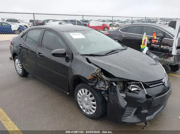 5YFBURHE0GP394083 2016 TOYOTA COROLLA - Image 1