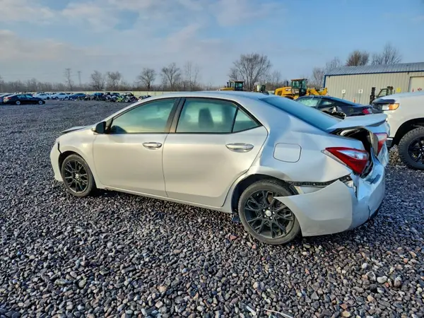 5YFBURHE0GP399493 2016 TOYOTA COROLLA - Image 2