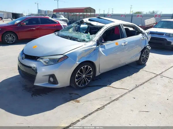 5YFBURHE0GP399753 2016 TOYOTA COROLLA - Image 2