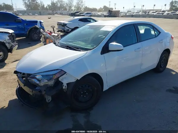5YFBURHE0GP401436 2016 TOYOTA COROLLA - Image 2