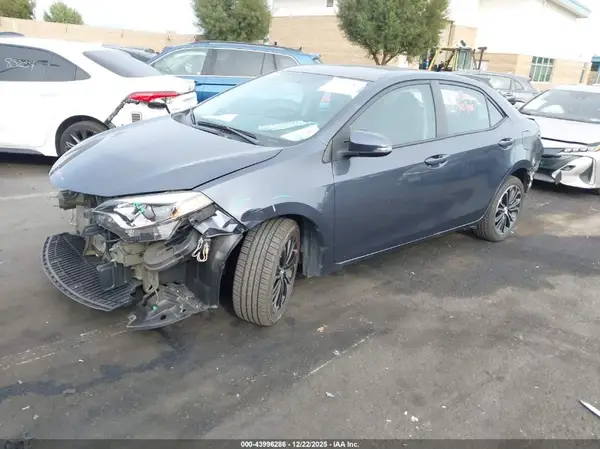 5YFBURHE0GP405955 2016 TOYOTA COROLLA - Image 2