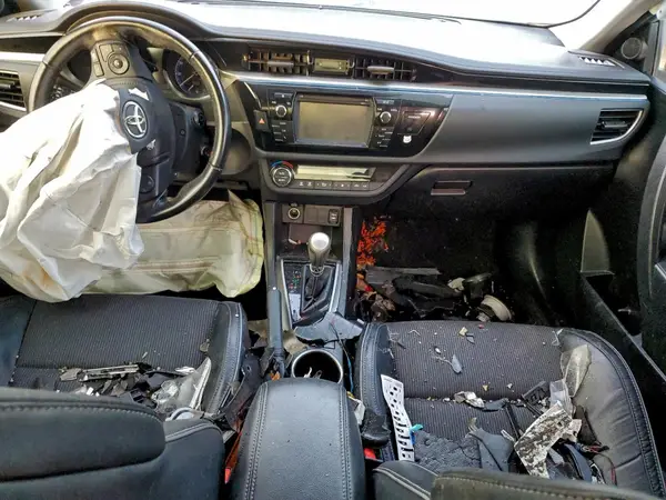5YFBURHE0GP407379 2016 TOYOTA COROLLA - Image 8