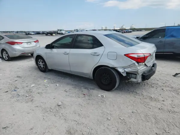 5YFBURHE0GP413134 2016 TOYOTA COROLLA - Image 2