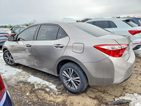 5YFBURHE0GP414204 2016 TOYOTA COROLLA - Image 2