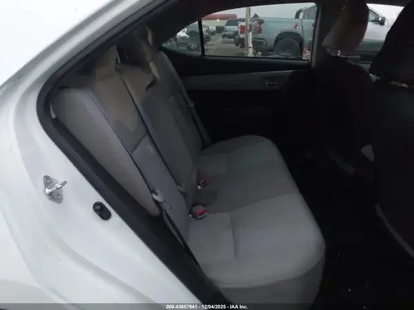5YFBURHE0GP419225 2016 TOYOTA COROLLA - Image 8