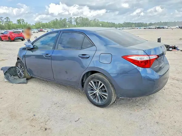 5YFBURHE0GP425073 2016 TOYOTA COROLLA - Image 2