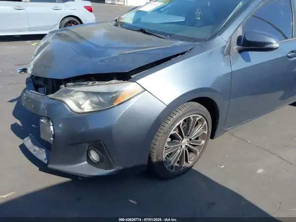 5YFBURHE0GP425851 2016 TOYOTA COROLLA - Image 2