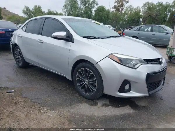 5YFBURHE0GP426787 2016 TOYOTA COROLLA - Image 1