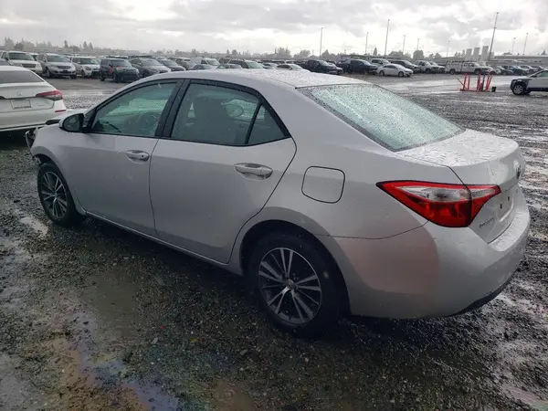 5YFBURHE0GP435621 2016 TOYOTA COROLLA - Image 2
