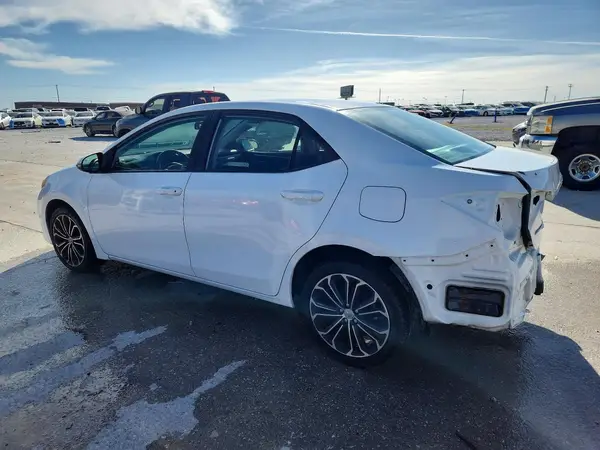 5YFBURHE0GP437336 2016 TOYOTA COROLLA - Image 2