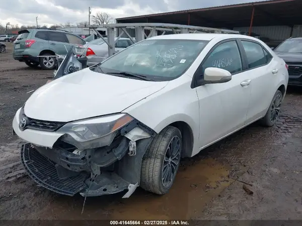 5YFBURHE0GP438390 2016 TOYOTA COROLLA - Image 2