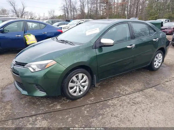 5YFBURHE0GP446859 2016 TOYOTA COROLLA - Image 2