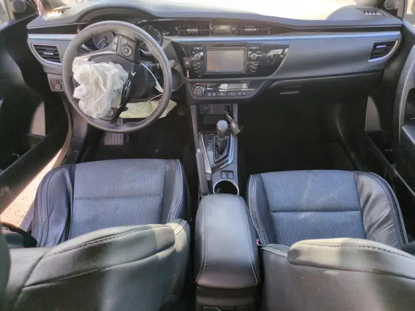 5YFBURHE0GP449079 2016 TOYOTA COROLLA - Image 8