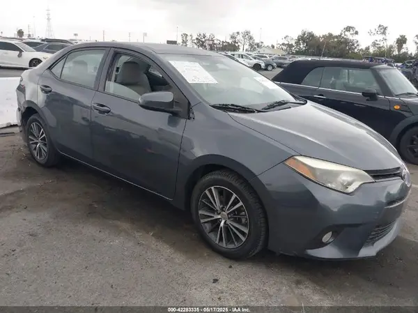 5YFBURHE0GP463712 2016 TOYOTA COROLLA - Image 1