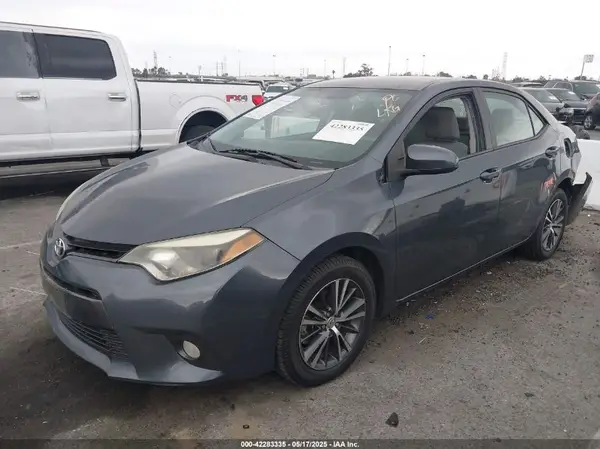 5YFBURHE0GP463712 2016 TOYOTA COROLLA - Image 2