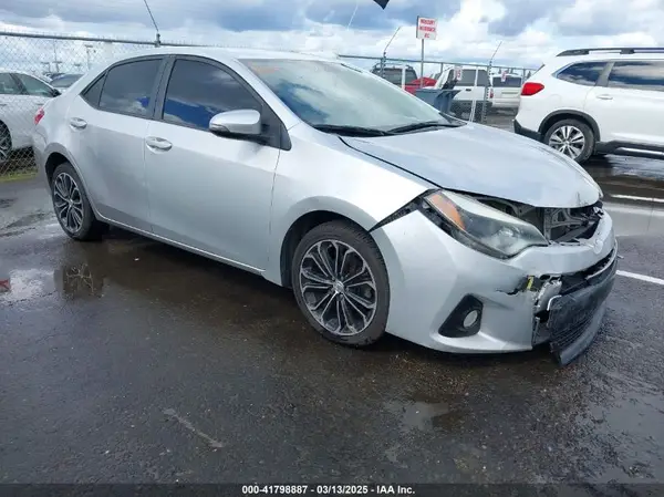 5YFBURHE0GP468649 2016 TOYOTA COROLLA - Image 1