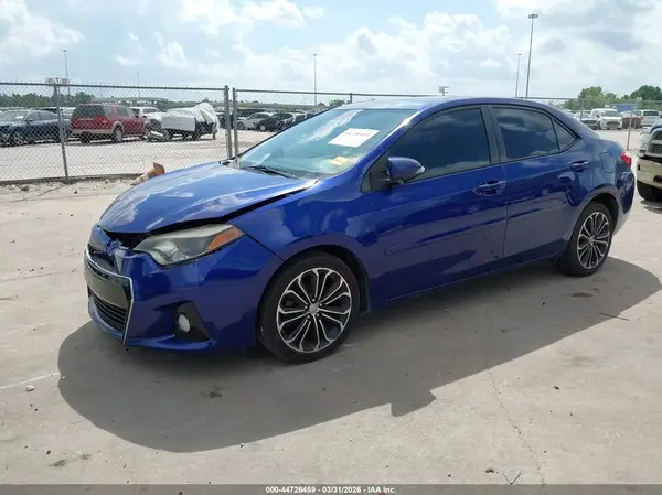 5YFBURHE0GP476119 2016 TOYOTA COROLLA - Image 2