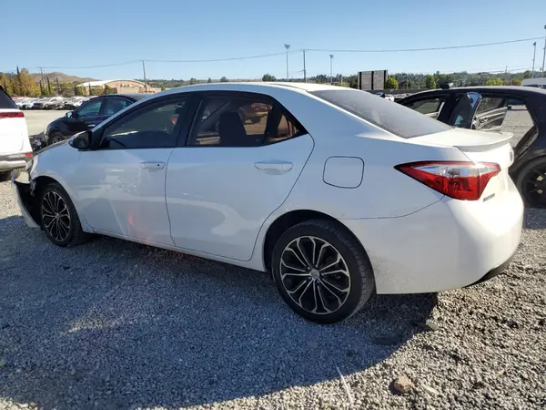 5YFBURHE0GP476749 2016 TOYOTA COROLLA - Image 2