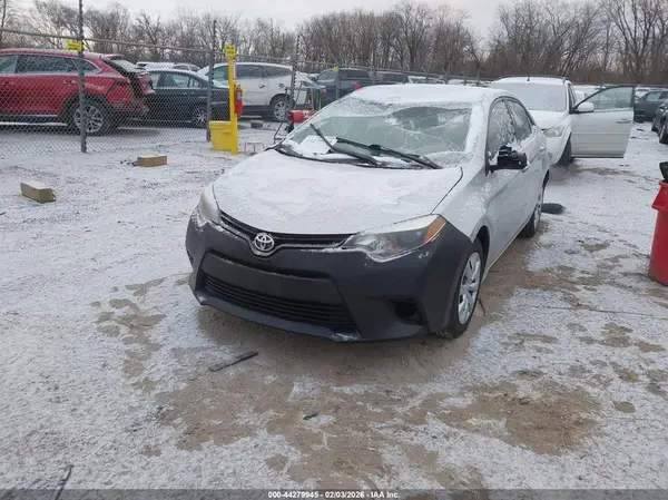 5YFBURHE0GP486505 2016 TOYOTA COROLLA - Image 2