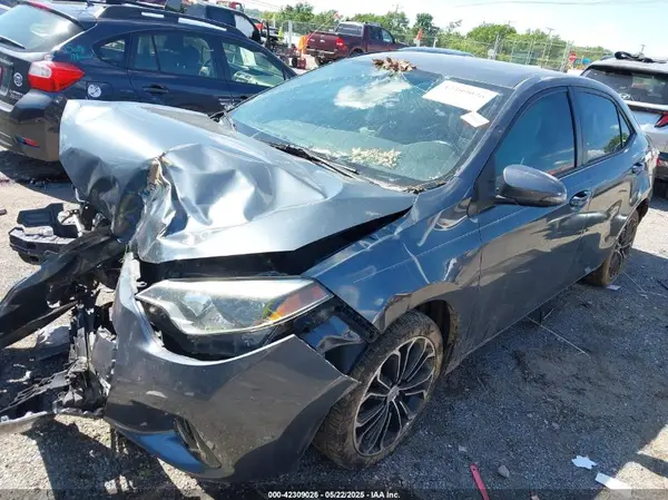 5YFBURHE0GP486536 2016 TOYOTA COROLLA - Image 2