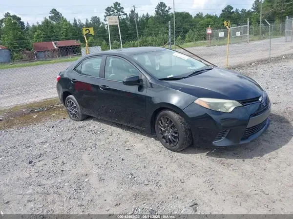 5YFBURHE0GP486956 2016 TOYOTA COROLLA - Image 1