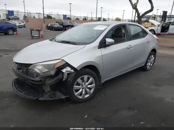 5YFBURHE0GP487542 2016 TOYOTA COROLLA - Image 2