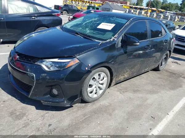 5YFBURHE0GP488948 2016 TOYOTA COROLLA - Image 2