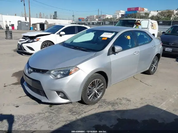 5YFBURHE0GP494846 2016 TOYOTA COROLLA - Image 2