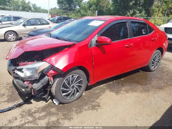 5YFBURHE0GP510463 2016 TOYOTA COROLLA - Image 2