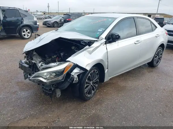 5YFBURHE0GP511452 2016 TOYOTA COROLLA - Image 2